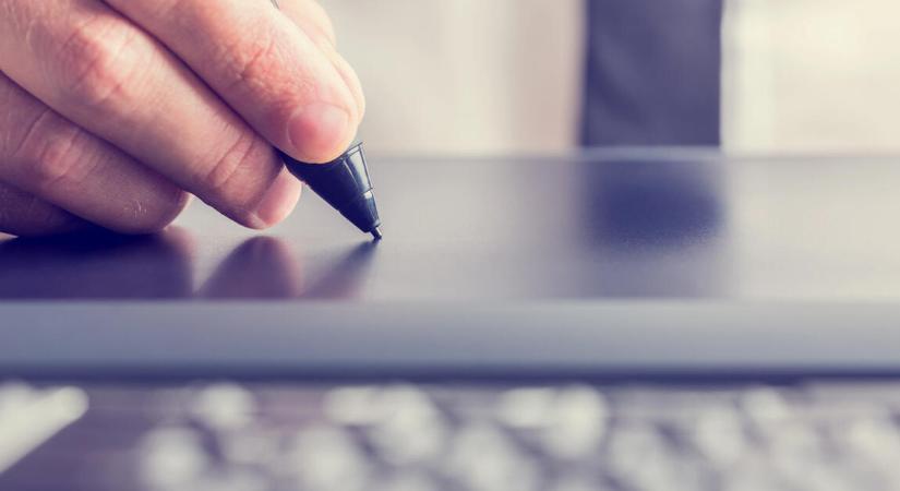 Olcsóbban juthatnak e-aláíráshoz a magyar cégek