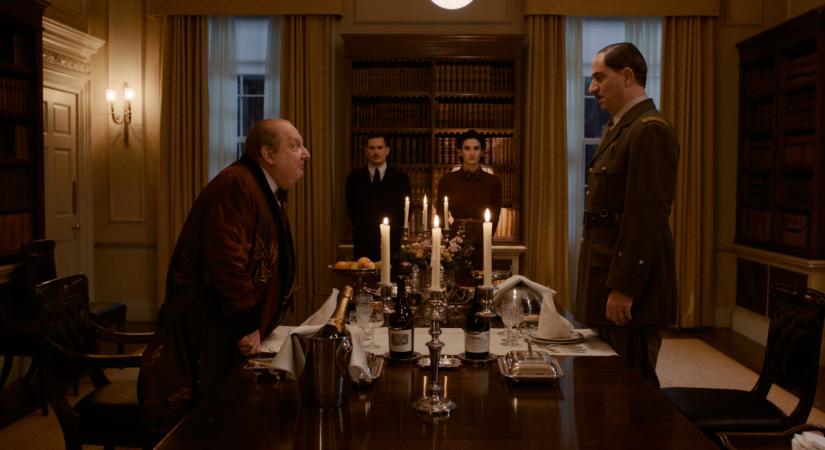 Kétrészes történelmi film érkezik a mozikba