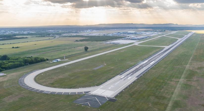 Fejlesztésekkel készül a Budapest Airport a nyári csúcsidőszakra