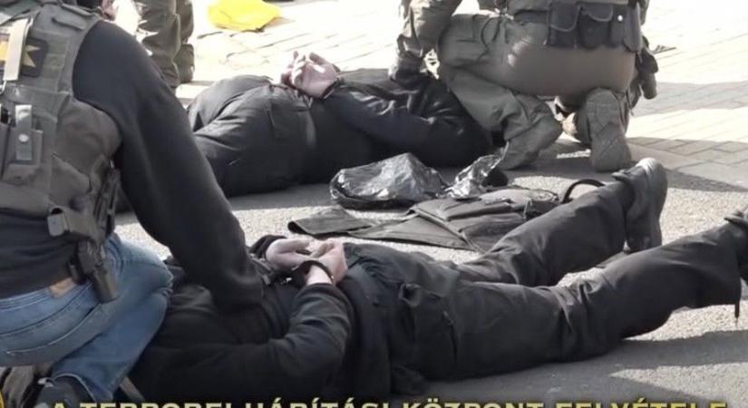 Elsodorhatja a legfőbb ügyészt az ukrán pénzszállító ügye