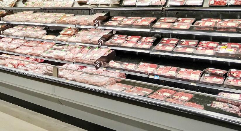 Figyelmeztet a kardiológus! Ez a hús teszi a legrosszabbat a szíveddel