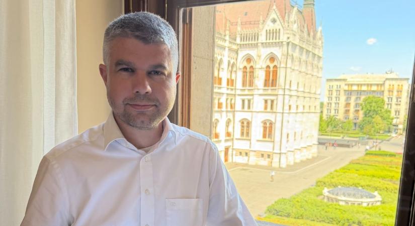 Azbesztszennyezés: újabb kérdést nyújtott be Ágh Péter a Parlamentben
