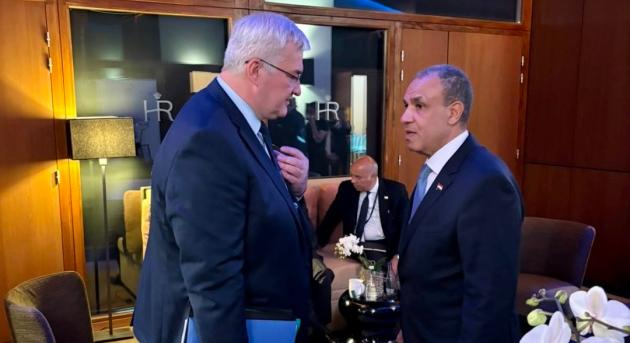 Szibiha a G7-csúcstalálkozó keretein belül az egyiptomi külügyminiszterrel tárgyalt – a gabonaexportról és az orosz agresszióról beszéltek