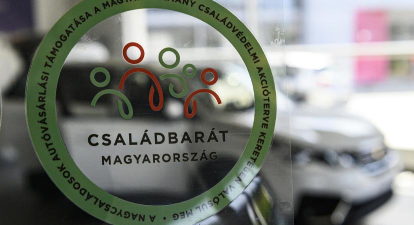 BBC-összeállítás: Orbán Viktor kísérlete a példa arra, hogy lehetséges-e a születések számának növelése állami támogatásokkal