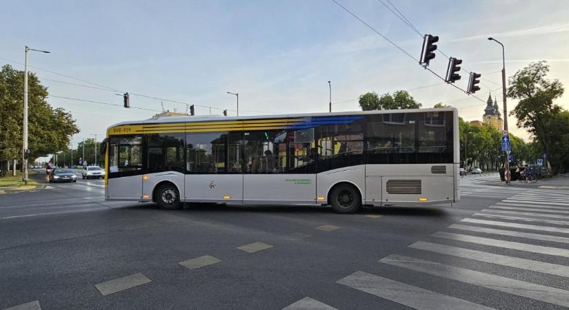 Kicserélnek egy oszlopot, a munka miatt kimarad egy megálló
