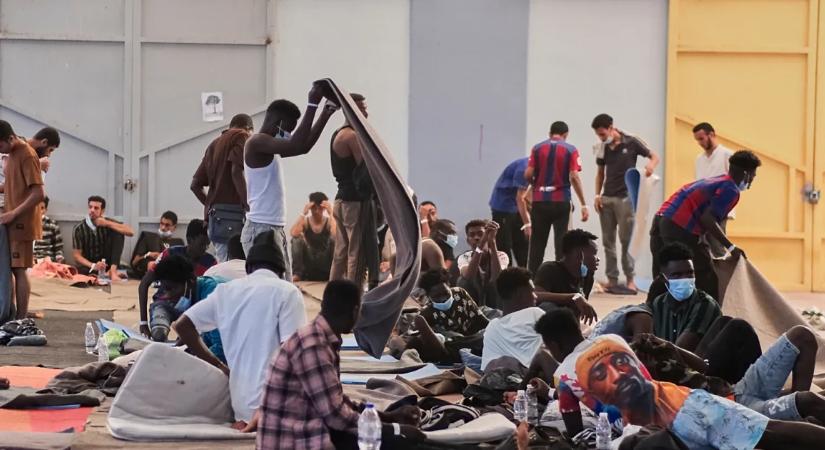 Megszavazták a szigorúbb migrációs szabályokat