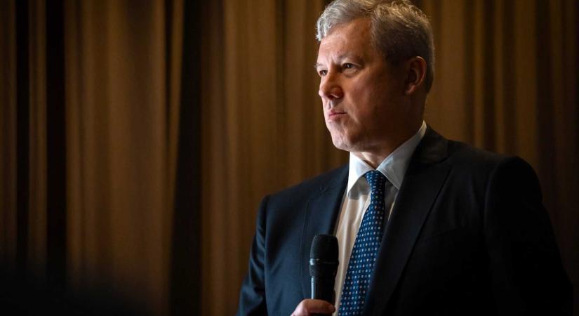 Sajtóforrás: lemondott Predoiu, belügyminiszterként folytatná a Veștea-kormányban?
