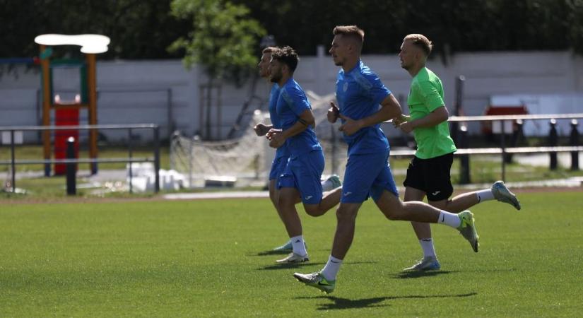 Véget ért a pihenő: futótesztekkel kezdte meg a nyári munkát a Karcag