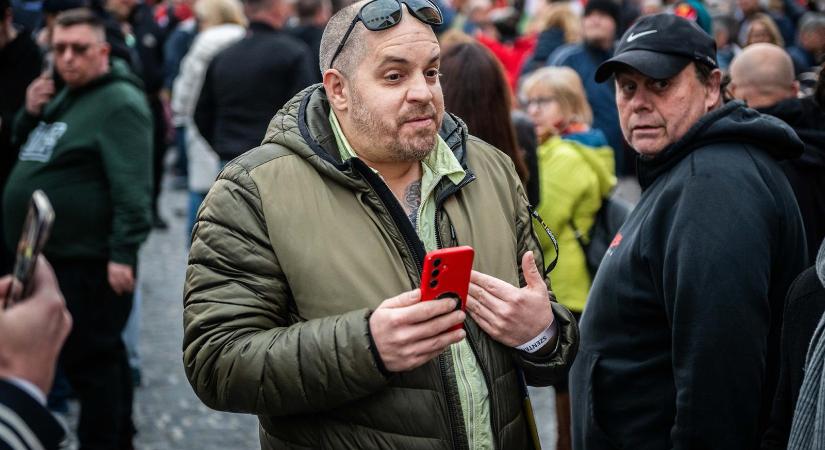 Házkutatást tartottak Bede Zsoltnál, lefoglalták az adathordozóit
