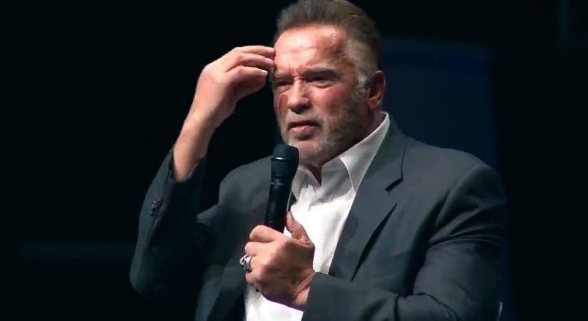 Arnold Schwarzenegger miatt leáll az M2-es metró