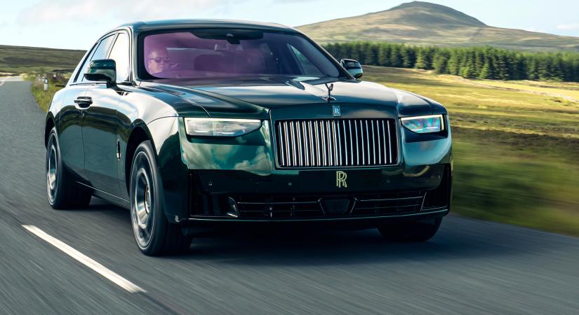 A tökéletesség diadalát ünnepli ez a Rolls-Royce