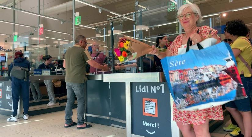 Jön a nyugdíjas SZÉP-kártya! Kiderült, mennyi juttatást kaphatnak az idősek