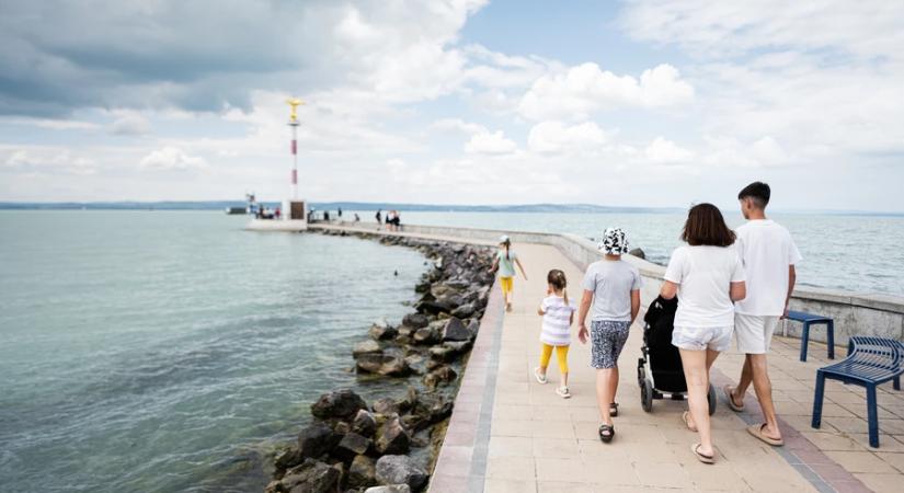 KSH: a külföldiek hajtották a hazai turizmus bővülését 2025-ben
