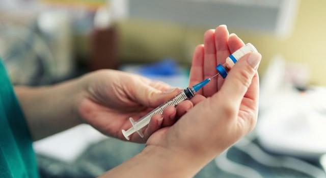 Hiánycikk lett egy népszerű védőoltás – napok alatt elkapkodják a patikákból