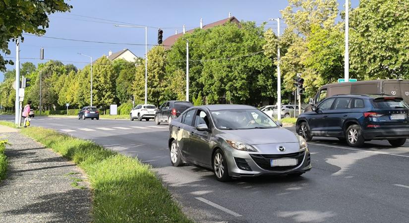 Elmondta a Magyar Közút, miért romlottak el újra a tatai jelzőlámpák