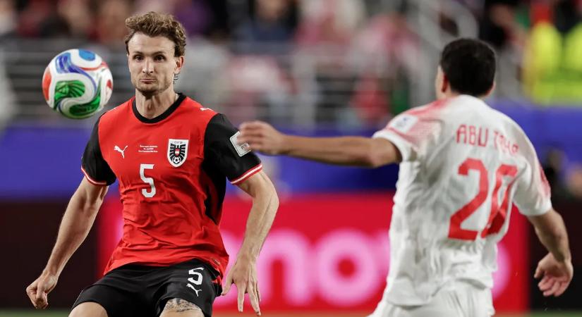 Megsérült az osztrákok védője, véget érhetett neki a vb