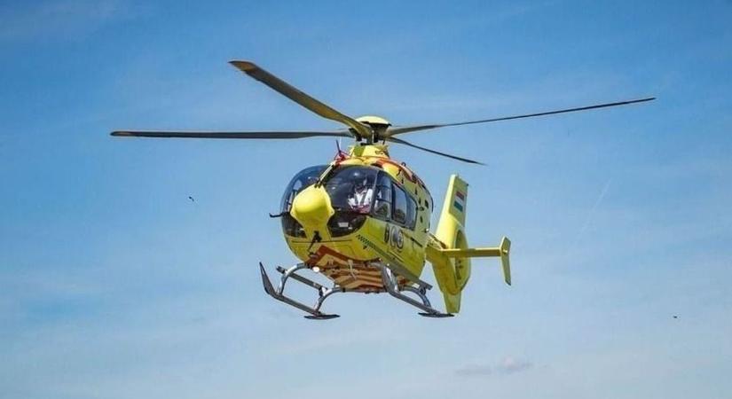 Karóba eshetett valaki a cseresznyefáról, mentőhelikopter a helyszínen!