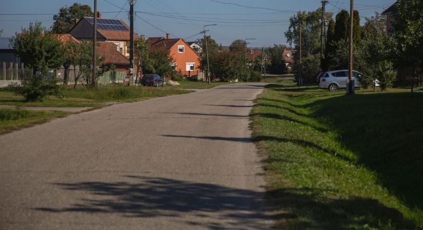 Jó hír minden autósnak, majd' egymilliárdból újítják a hajdú-bihari útszakaszt - videóval