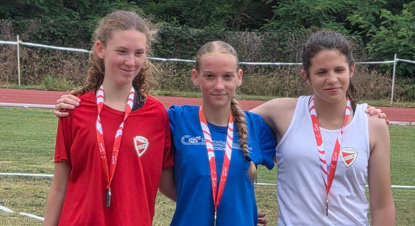 Békéscsabai AC: 12 érem a gödöllői Területi Liga versenyen