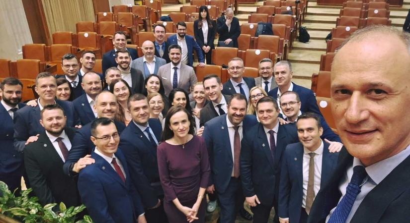 „Temuról rendelt kormány lenne” – nem támogatja az USR a Veștea-kabinetet