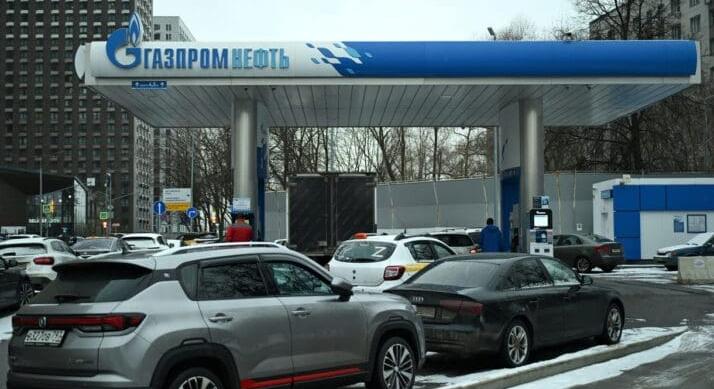 Üzemanyaghiány Oroszországban – Jegyrendszer és korlátozások az orosz benzinkutakon