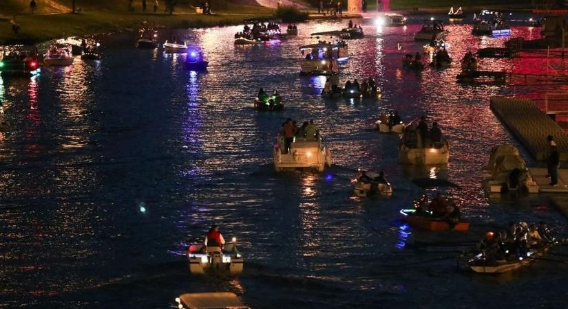 Újra lampionos hajós felvonulás vár a győri folyókon