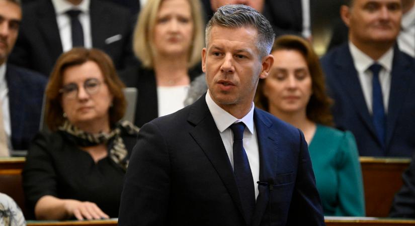 Rendkívüli bejelentést tett Magyar Péter