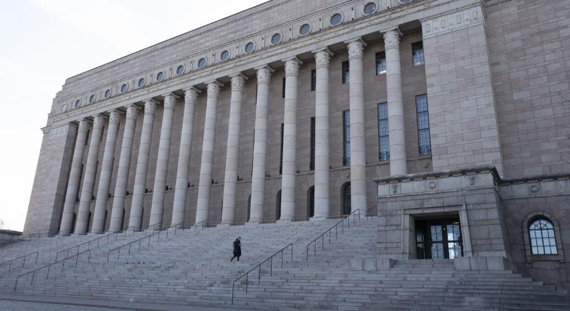 Eltörölték Finnországban a nukleáris fegyverekre vonatkozó teljes tilalmat