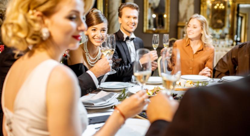 Hibák, amiket az esküvői toast alatt elkövethetsz
