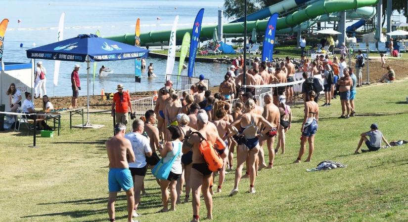 Filléres balatoni fíling Debrecentől egy órára: pofátlanul olcsón is van szállás a Tisza-tónál