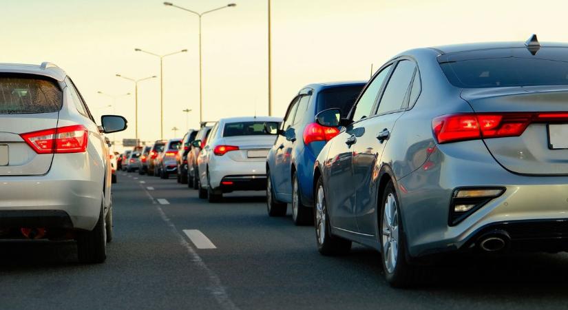 Útlezárások Bács-Kiskunban – mutatjuk, hol kell csütörtökön lassabb haladásra számítani