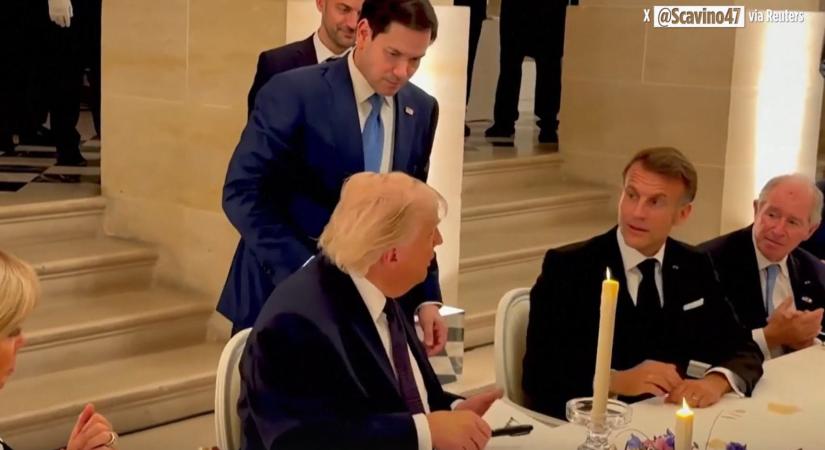 Trump húzott egy váratlant, már alá is írta az amerikai–iráni megállapodást