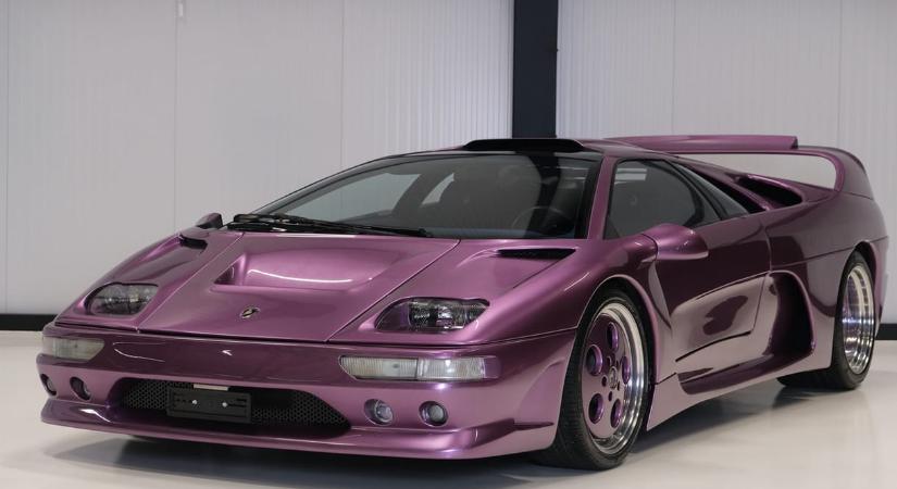 Szuperritka egyedi Lamborghini Diablo vár új gazdára