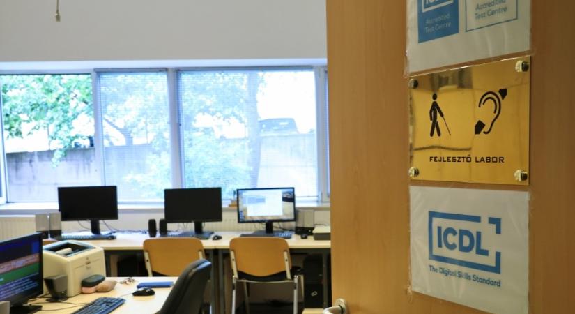 Az informatikai tudás mindenkié – az NJSZT küldetése a digitális társadalom építése