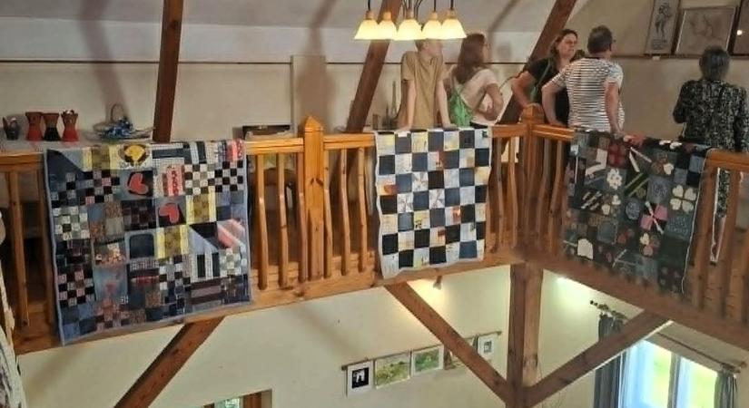 22 művész 160 alkotás – A helyi tehetségeké volt a főszerep a zalai községben (galéria)