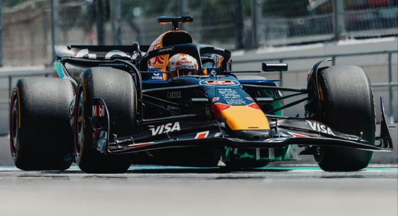 Tsunoda és Zhou is újra F1-es autóba ült Barcelonában