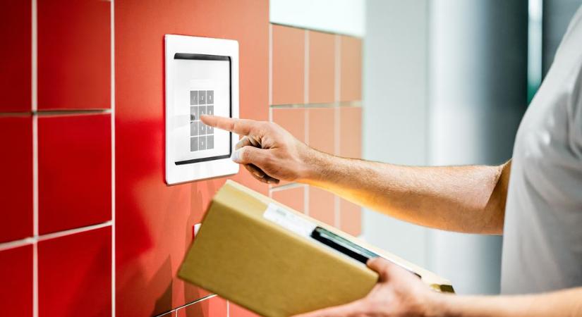 Jó hírt kaptak a magyar online vásárlók: megmenekülhet több mint ezer csomagautomata