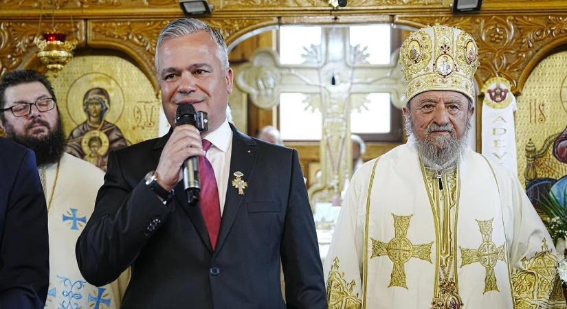 AUR-os voksokon múlhat a Veștea-kormány beiktatása