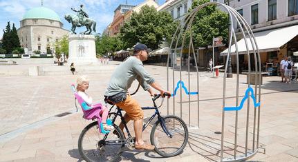Ivókutak, párakapuk és hűtött helyiségek: felkészült Pécs a közelgő kánikulára