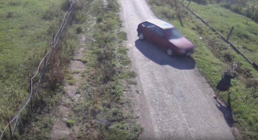 Több ember ellen is vádat emeltek, miután egy férfi elgázolta a saját lányát, és megpróbálták eltüntetni a nyomokat