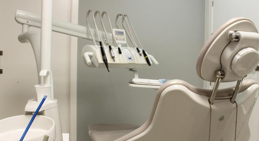 A fogászati implantátumok jövője: innováció és esztétikai megoldások