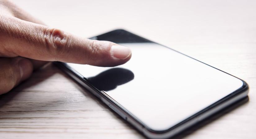 Ha ilyen telefonja van, ne frissítse, mert tönkremehet a kijelzője