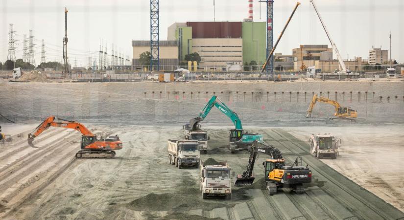 Féltávon túl a 6. blokki munkagödör mélyítése