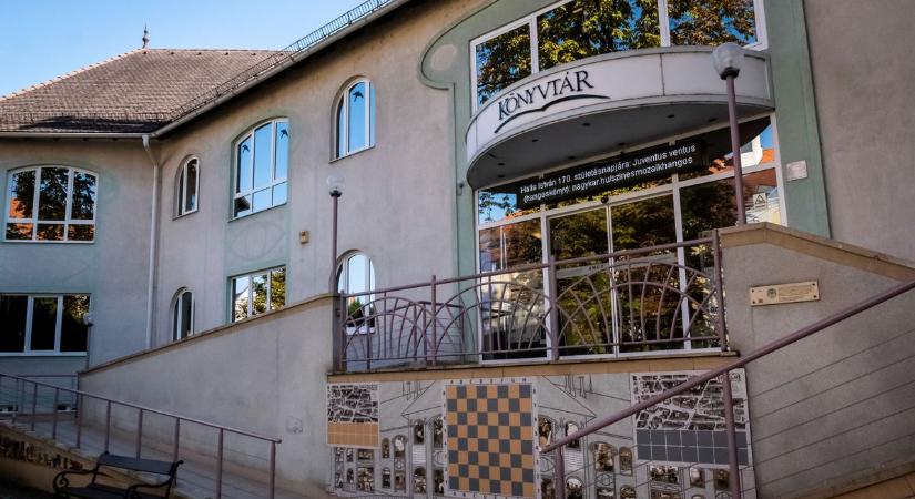 Mielőtt bezárna, kánikulai menetrendet hirdetett a nagykanizsai könyvtár
