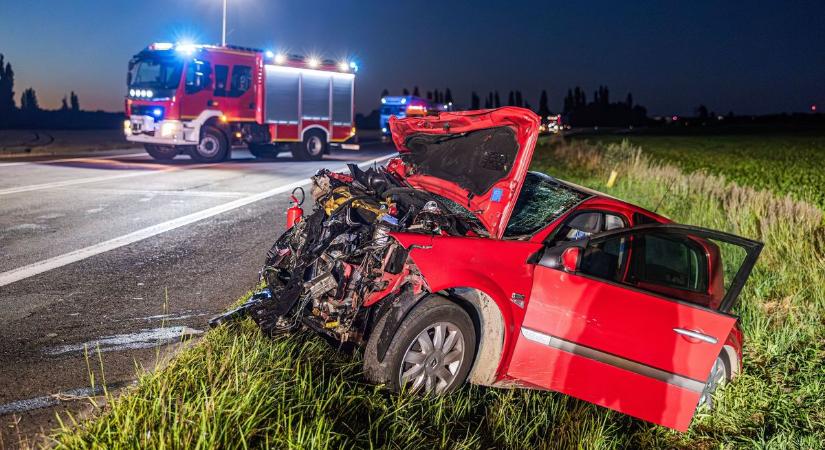 Tragédia a Balatonnál - szörnyethalt egy autós a horrorbalesetben