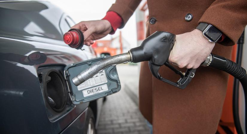 Tovább csökken a benzin és a gázolaj piaci ára