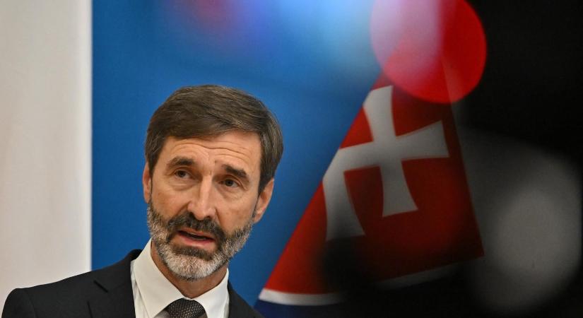 A szlovák külügyminiszter kiállt Sulyok Tamás mellett, és ismét Magyar Péter szavait bírálta