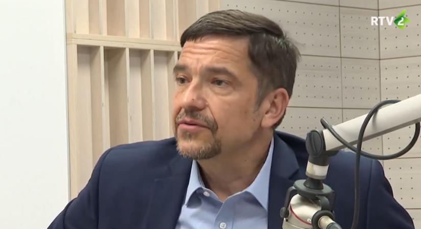 Korhecz: Komoly presztízsveszteséget szenvedett a kormány