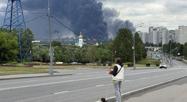 Zelenszkij: az oroszoknak ki kell józanítaniuk Putyint, különben Moszkva égni fog