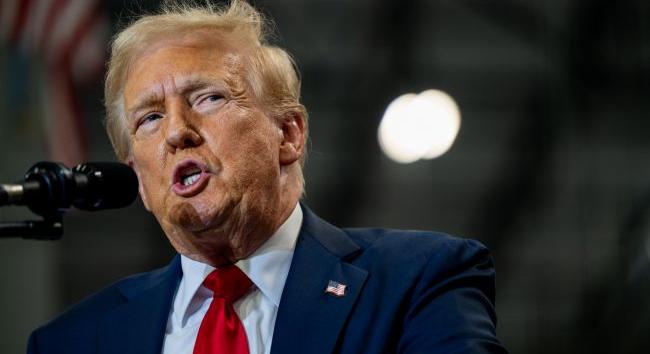 Trump megdicsérte Ukrajnát, amiért jól teljesít az Oroszország elleni háborúban